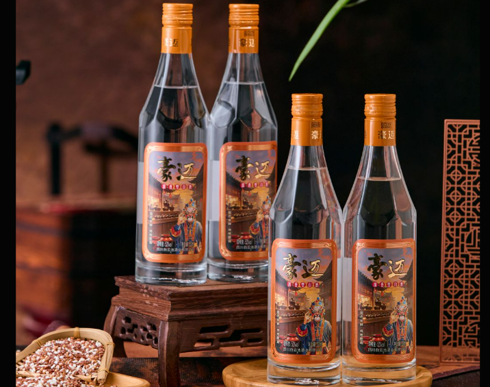 探秘豪迈浓香白酒：空杯留香背后的品质密码