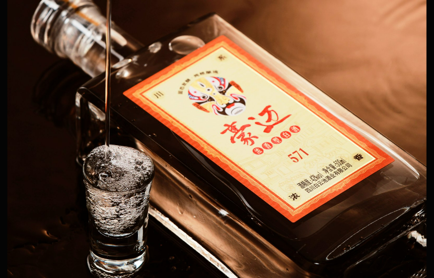 老酒鬼说实话：豪迈浓香白酒的魅力到底在哪？